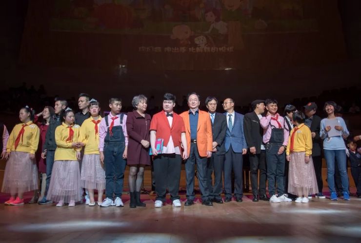 音乐双子星，点亮冬日激情！——AG旗舰厅未来艺术家刘明康爱心公益音乐沙龙